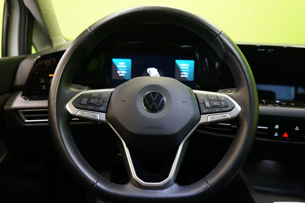 Volkswagen Golf 2022