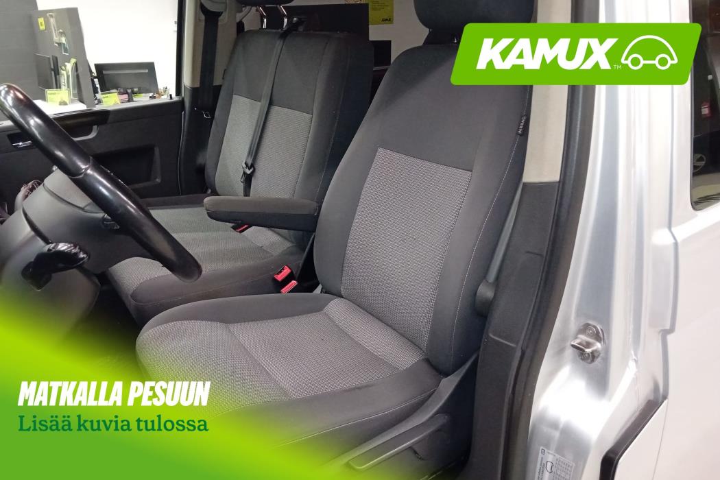 Volkswagen Caravelle 2015