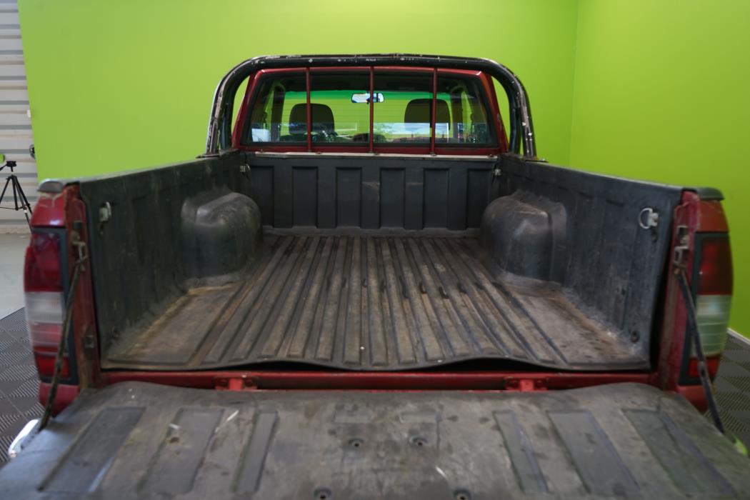 Nissan King Cab 2005