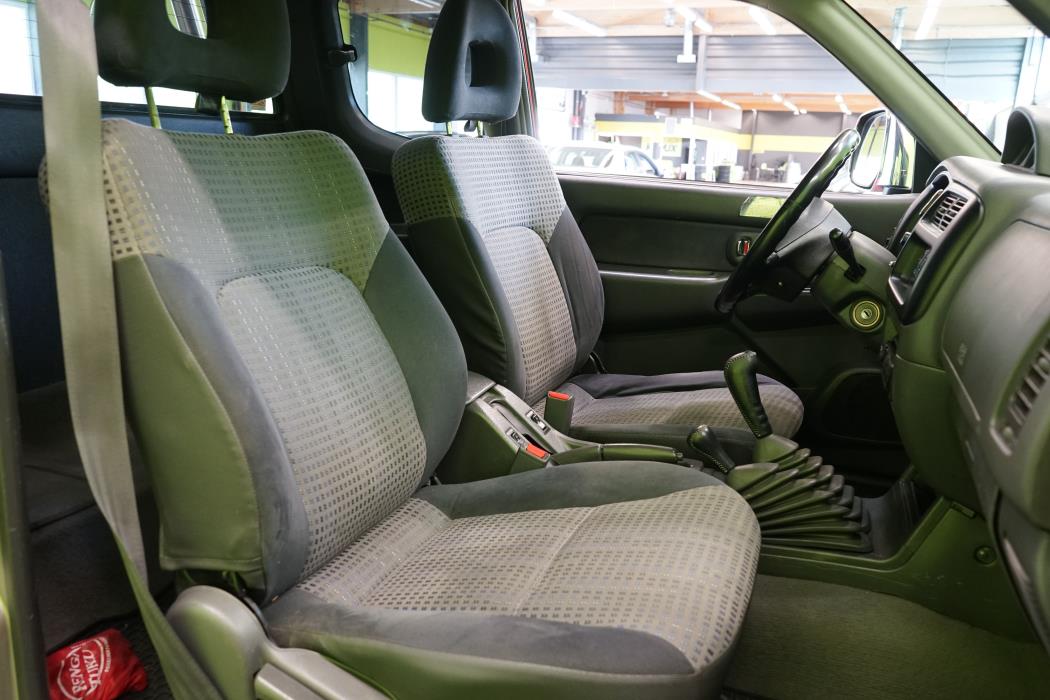 Mitsubishi L200 2004