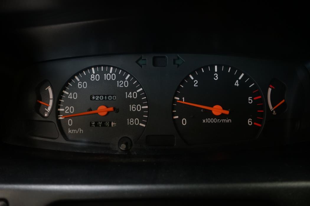 Mitsubishi L200 2004