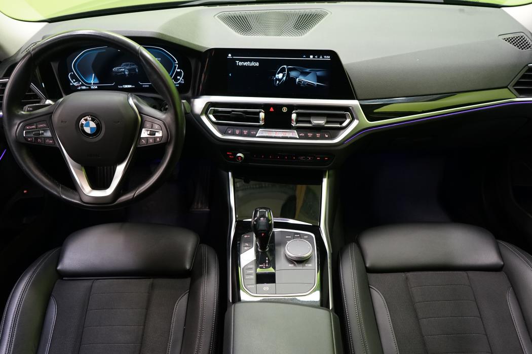 BMW 330 2020