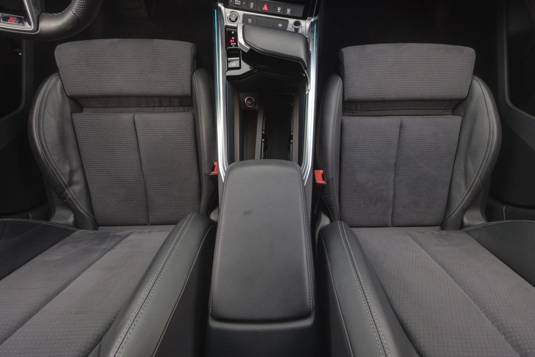 Audi e-tron 2022