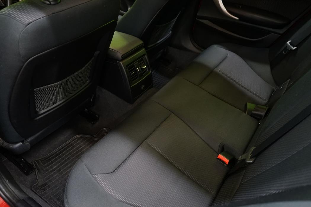 BMW 118 2015