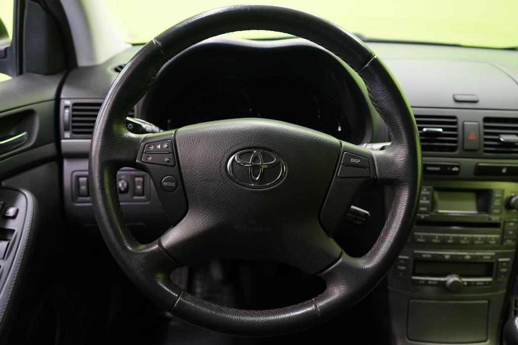 Toyota Avensis 2008