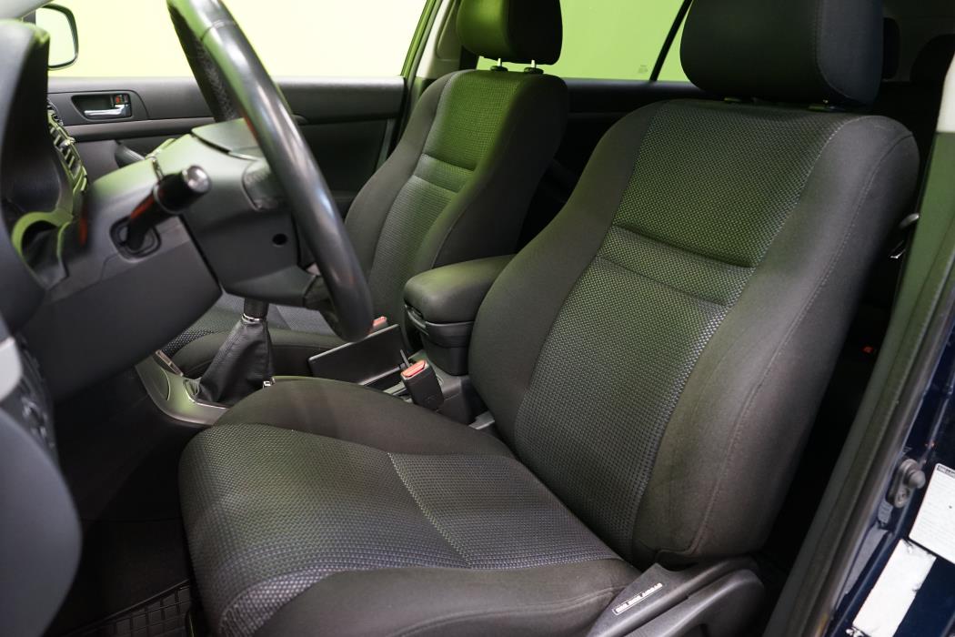 Toyota Avensis 2008