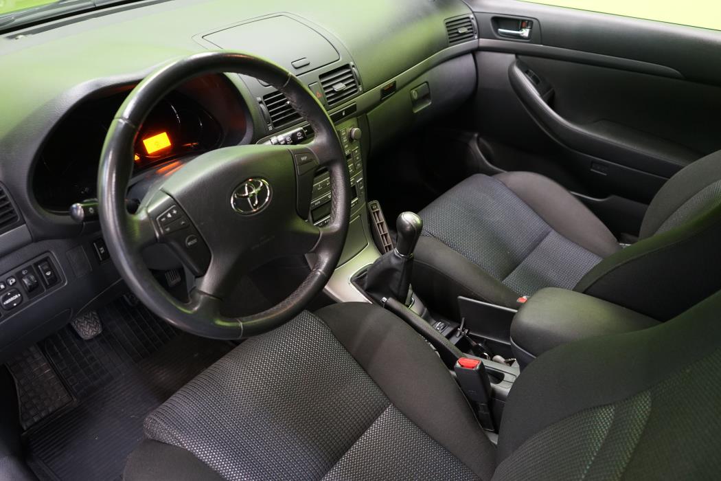 Toyota Avensis 2008