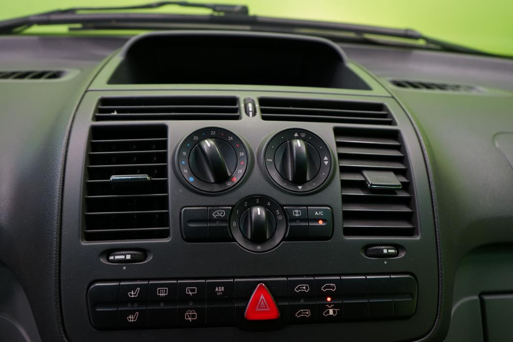 Mercedes-Benz Vito 2011