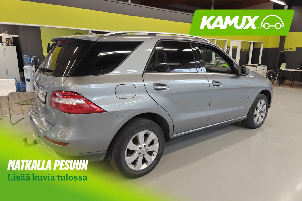 Mercedes-Benz ML 2011