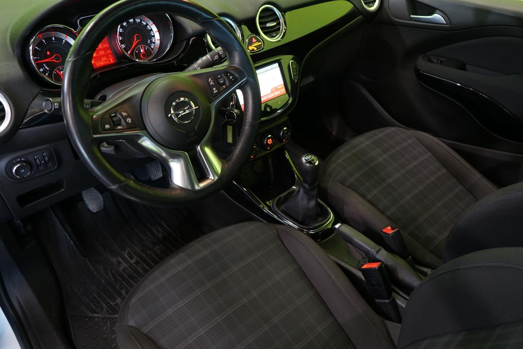 Opel Adam 2014
