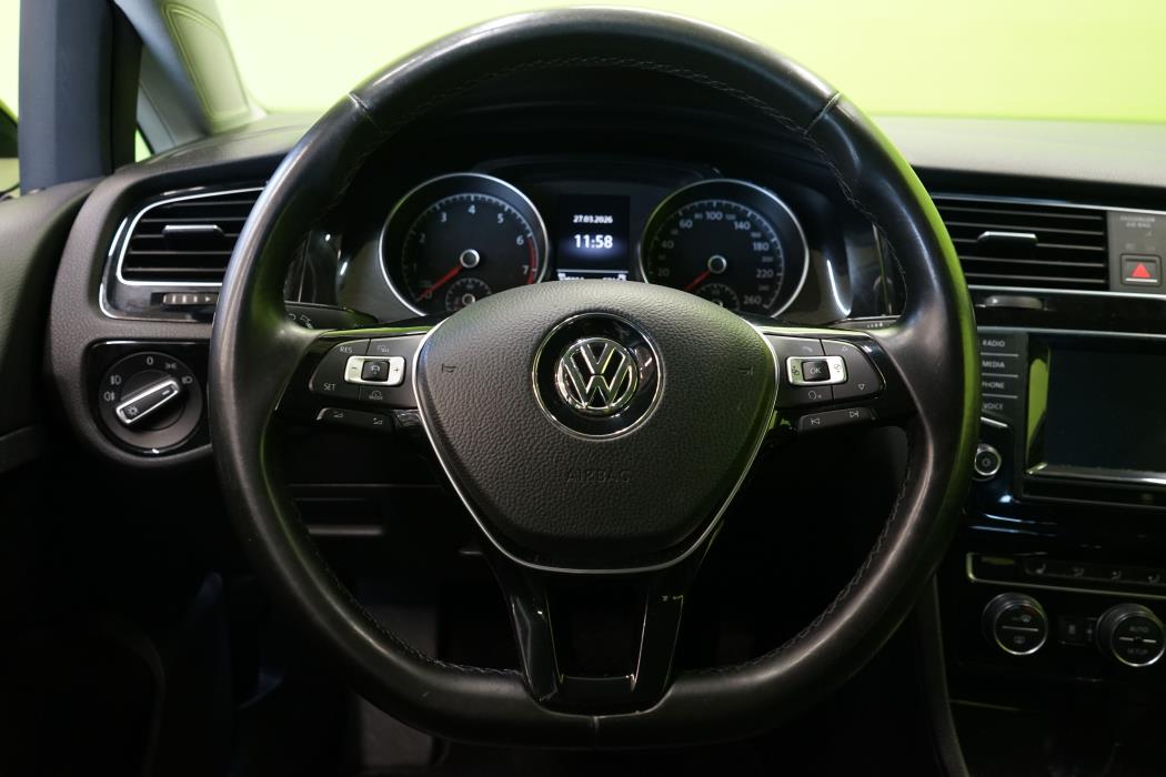 Volkswagen Golf 2014