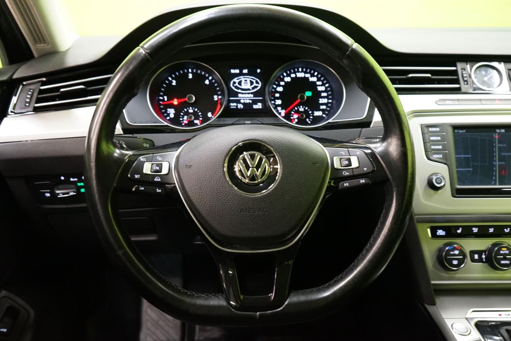 Volkswagen Passat 2015