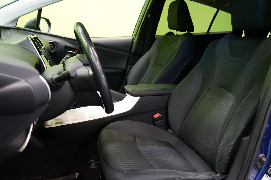 Toyota Prius 2016