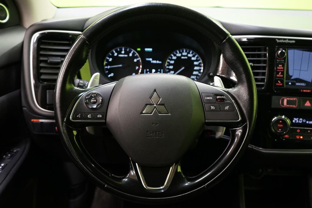Mitsubishi Outlander 2016