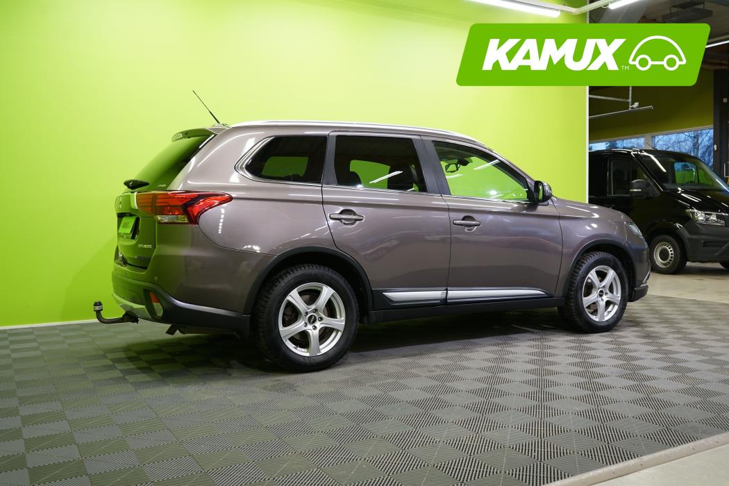 Mitsubishi Outlander 2016