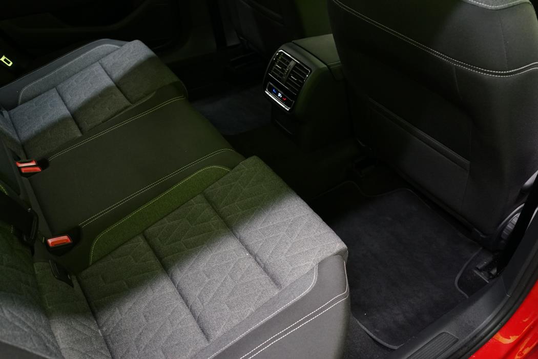 Volkswagen Passat 2023