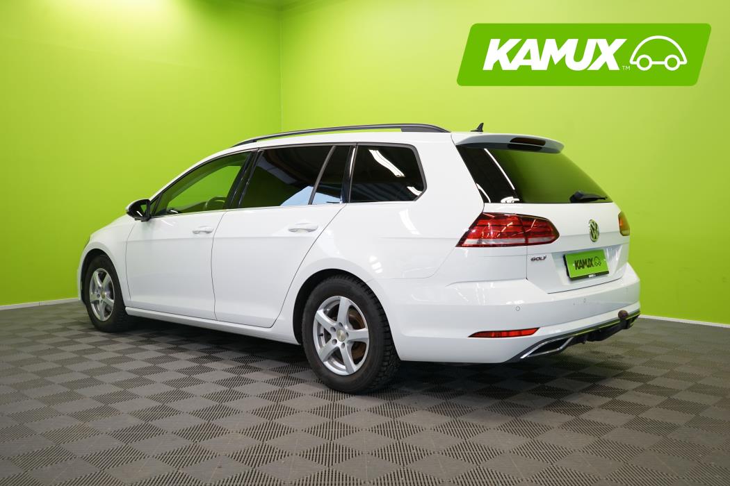 Volkswagen Golf 2021