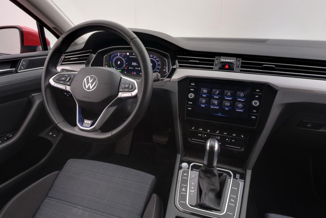 Volkswagen Passat 2022