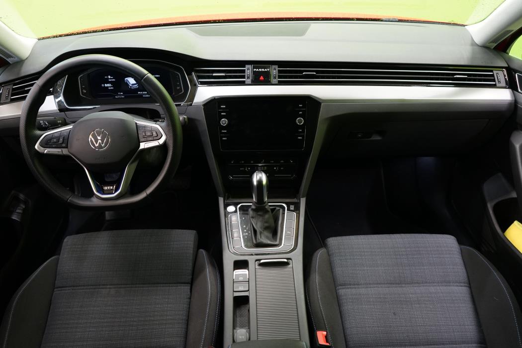 Volkswagen Passat 2022