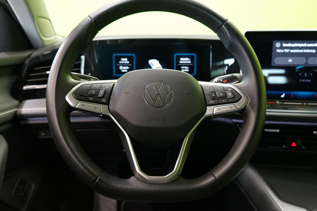 Volkswagen Passat 2024