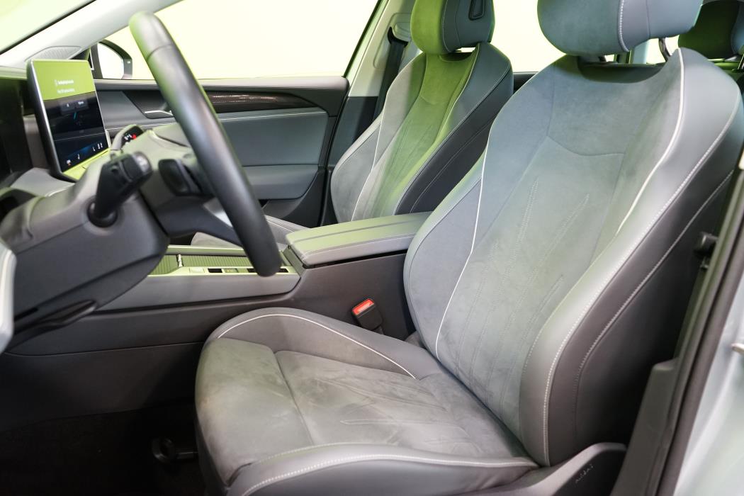 Volkswagen Passat 2024