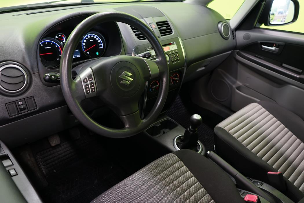 Suzuki SX4 2011
