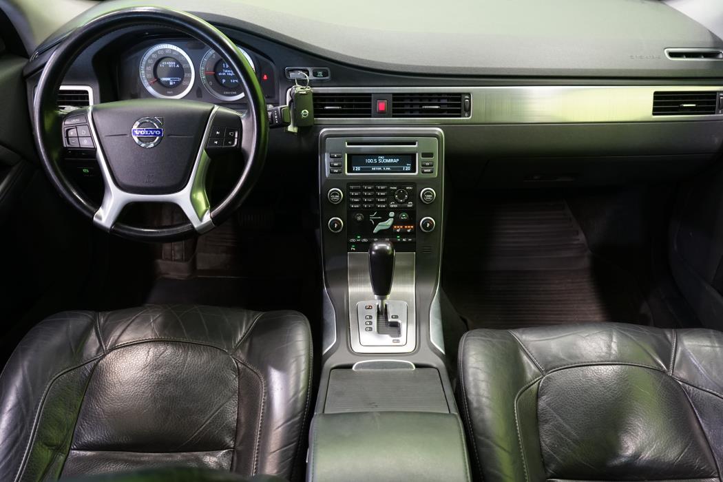 Volvo S80 2010