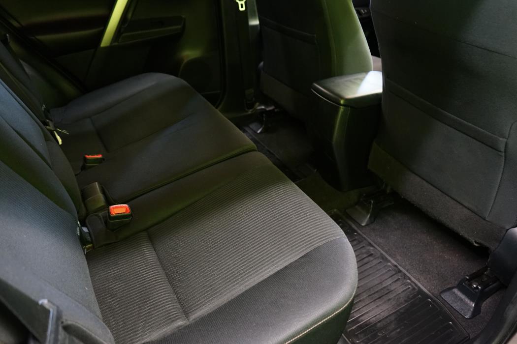 Toyota RAV4 2015