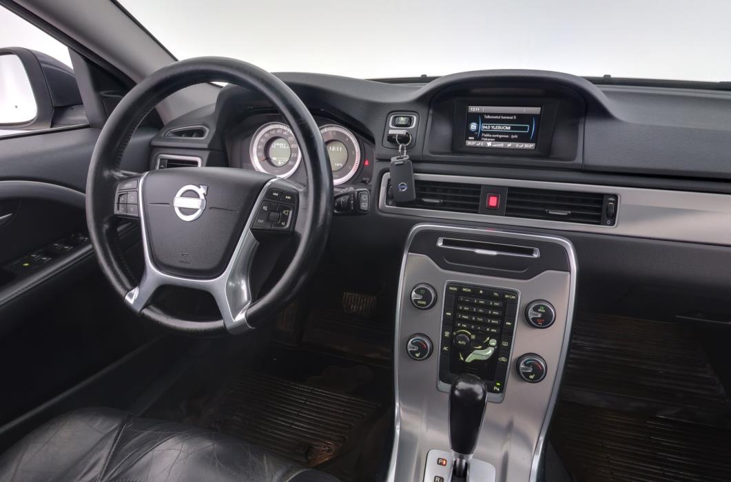 Volvo V70 2012