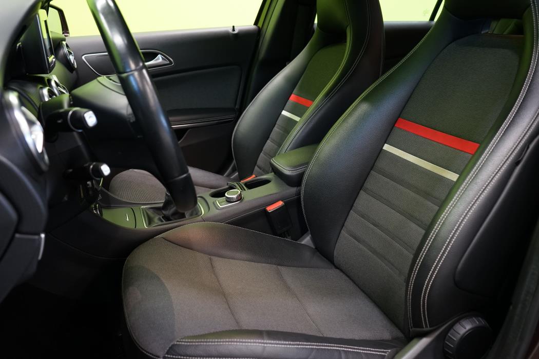 Mercedes-Benz A 2015