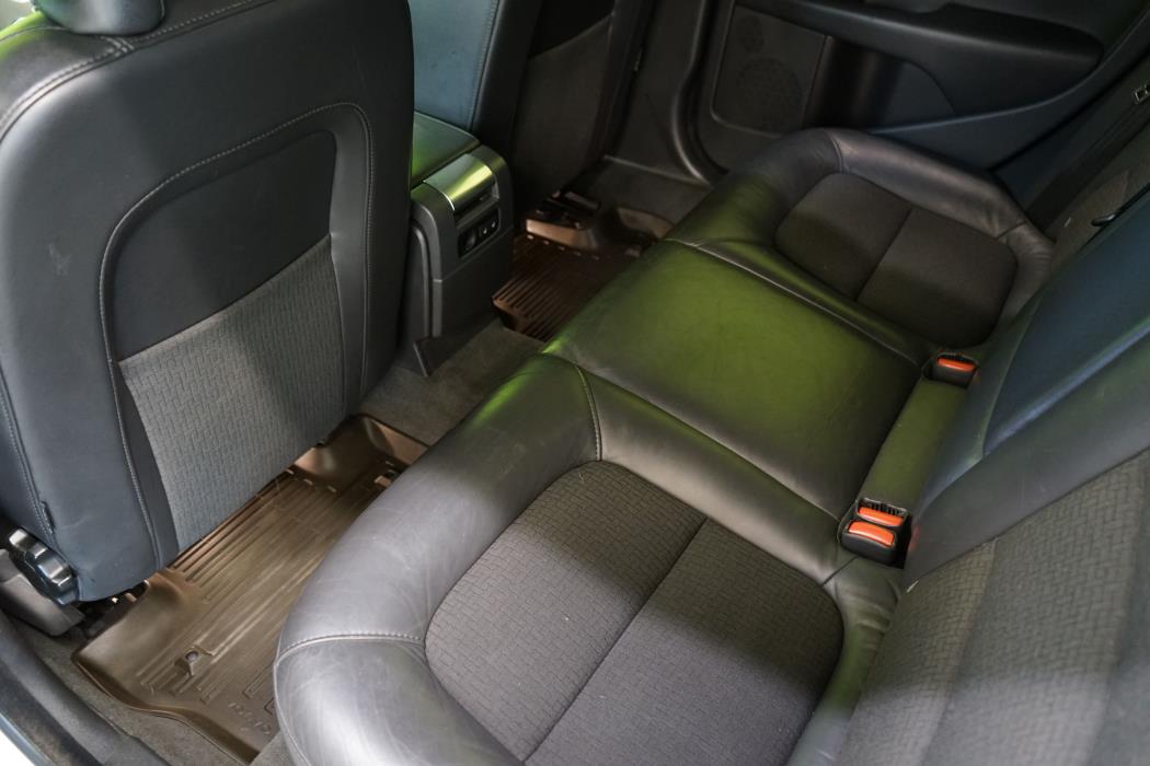 Volvo V70 2015