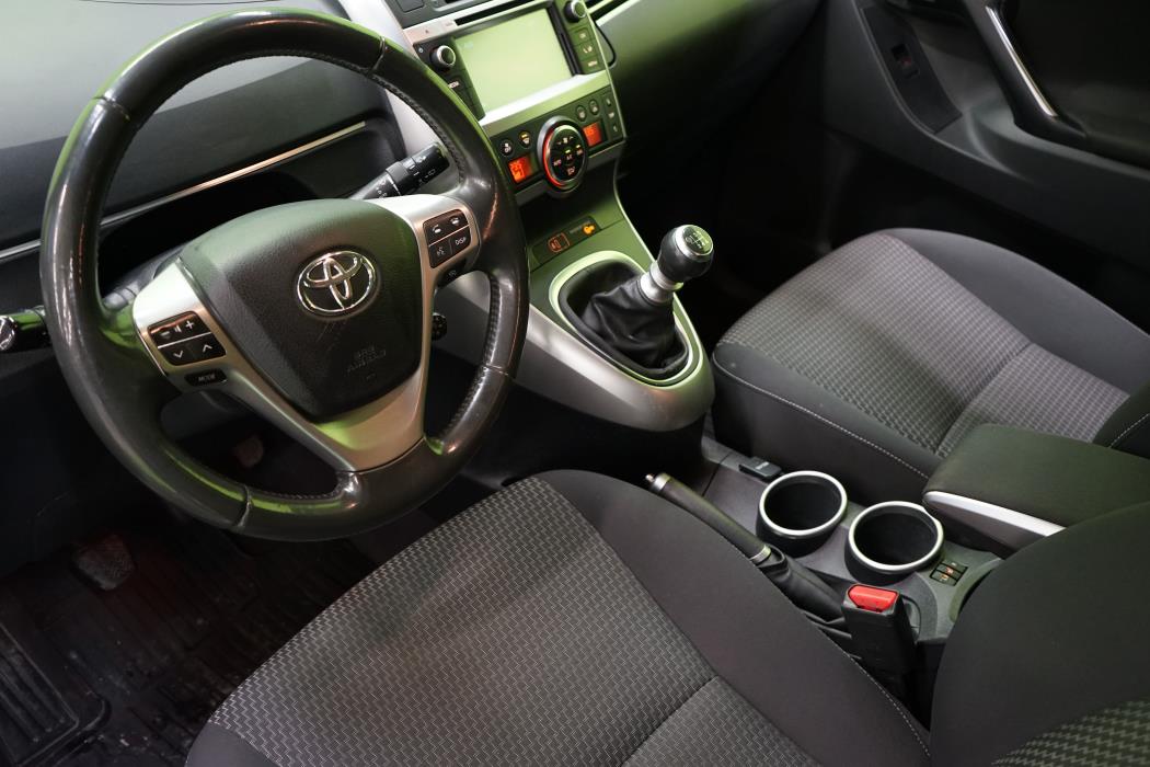 Toyota Verso 2014