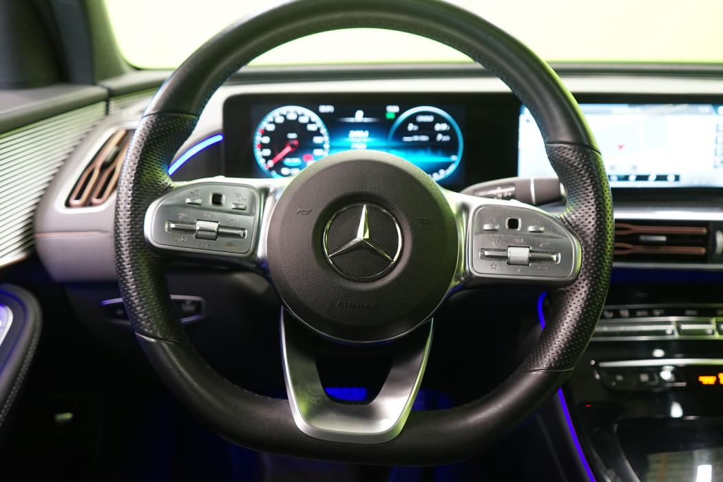 Mercedes-Benz EQC 2021