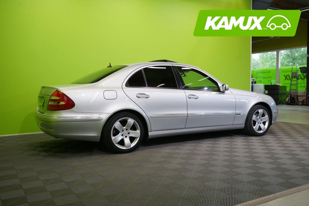 Mercedes-Benz E 2004