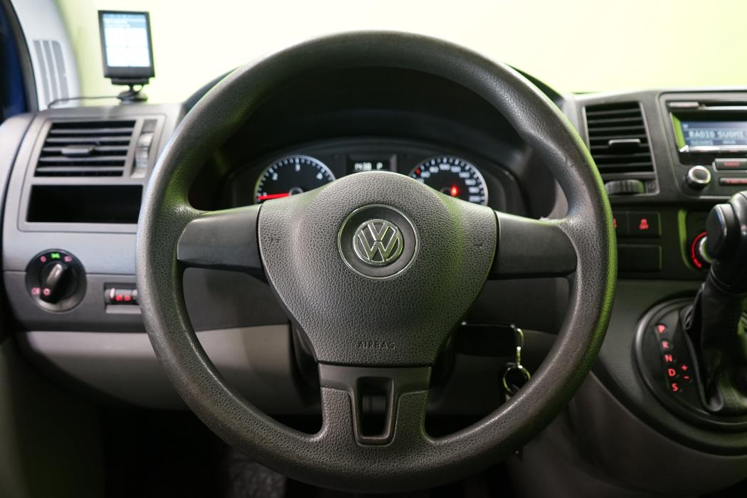 Volkswagen Caravelle 2013