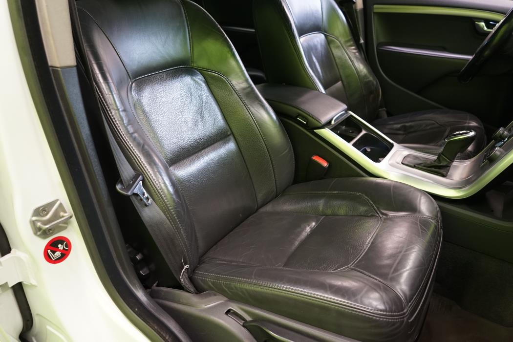 Volvo V70 2014