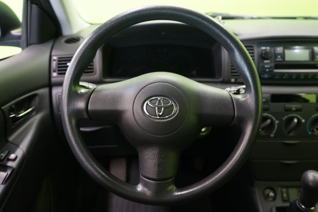 Toyota Corolla 2004