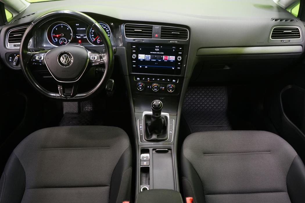 Volkswagen Golf 2020