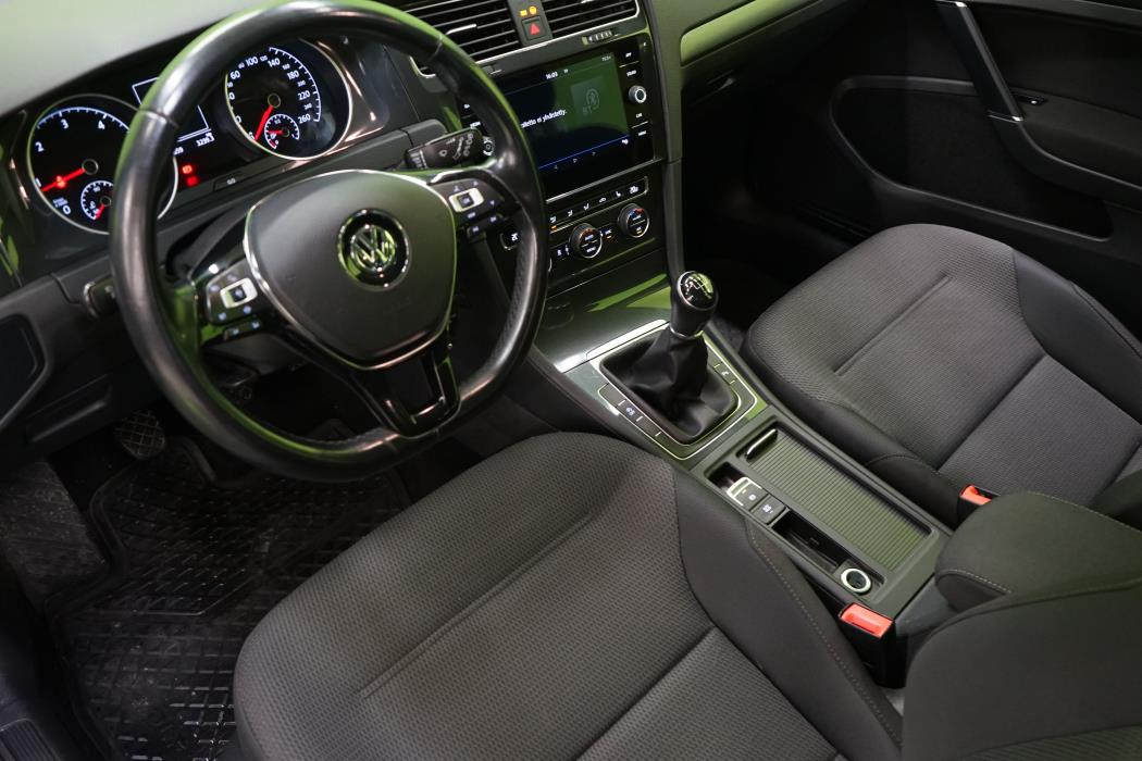 Volkswagen Golf 2020