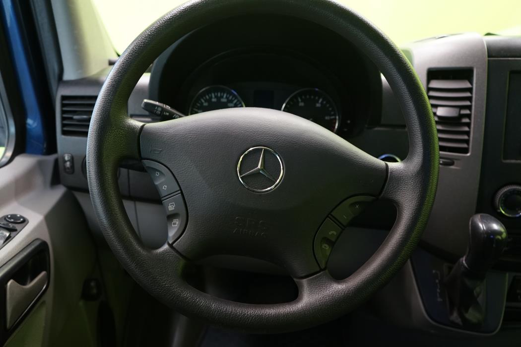 Mercedes-Benz Sprinter 2011