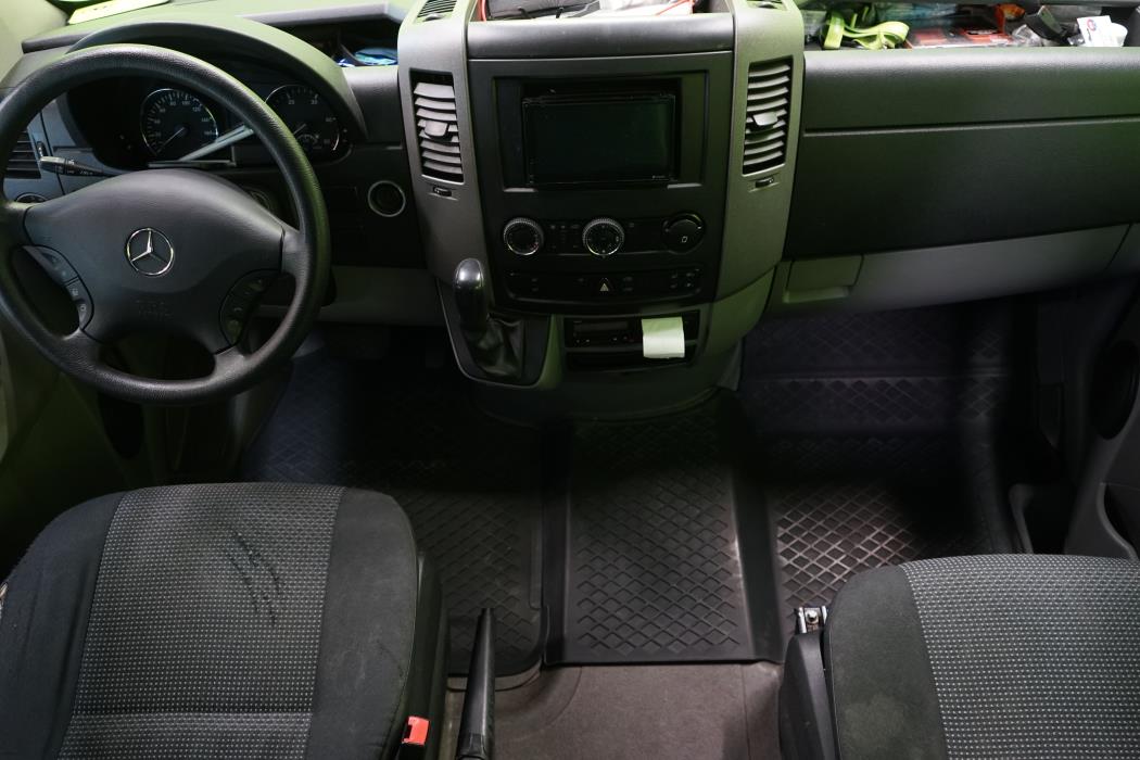 Mercedes-Benz Sprinter 2011