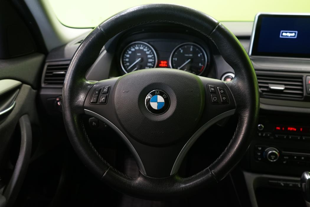 BMW X1 2011