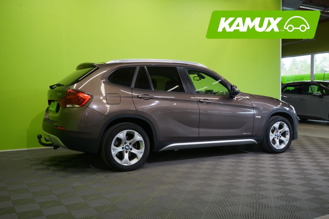 BMW X1 2011