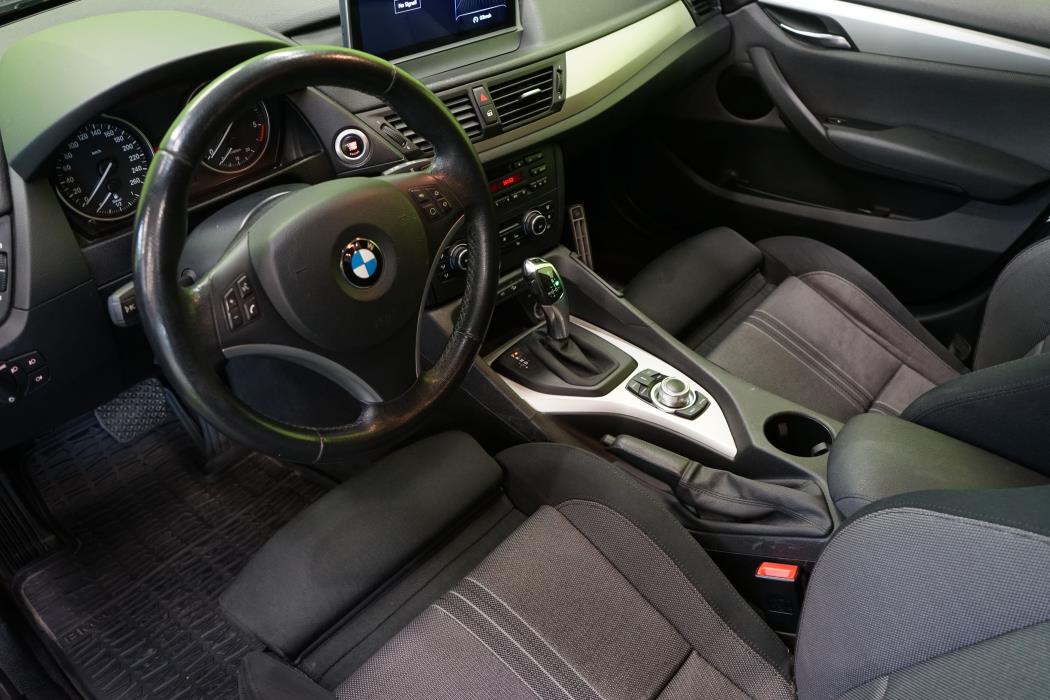 BMW X1 2011