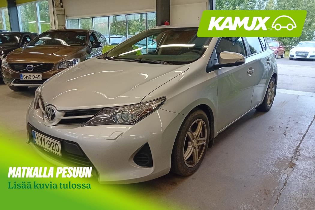 Toyota Auris 2013
