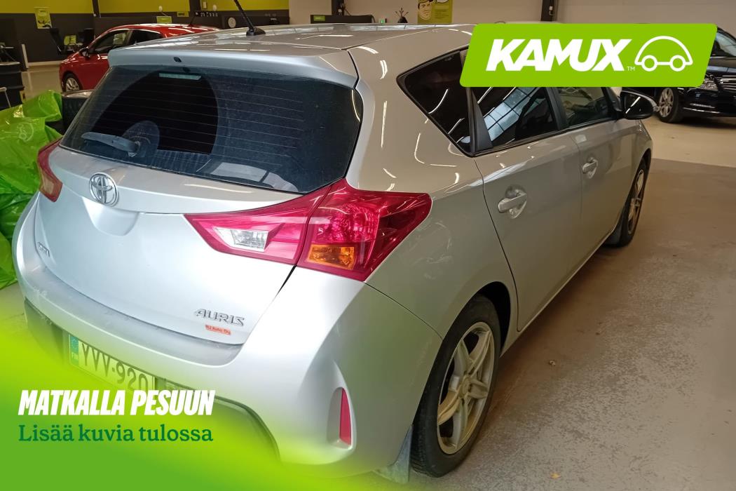 Toyota Auris 2013