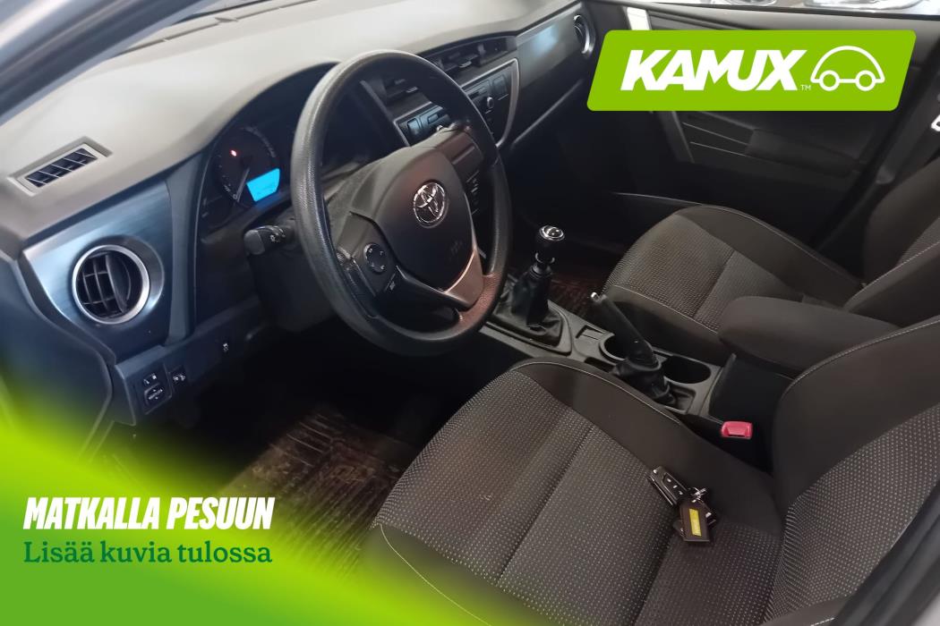 Toyota Auris 2013