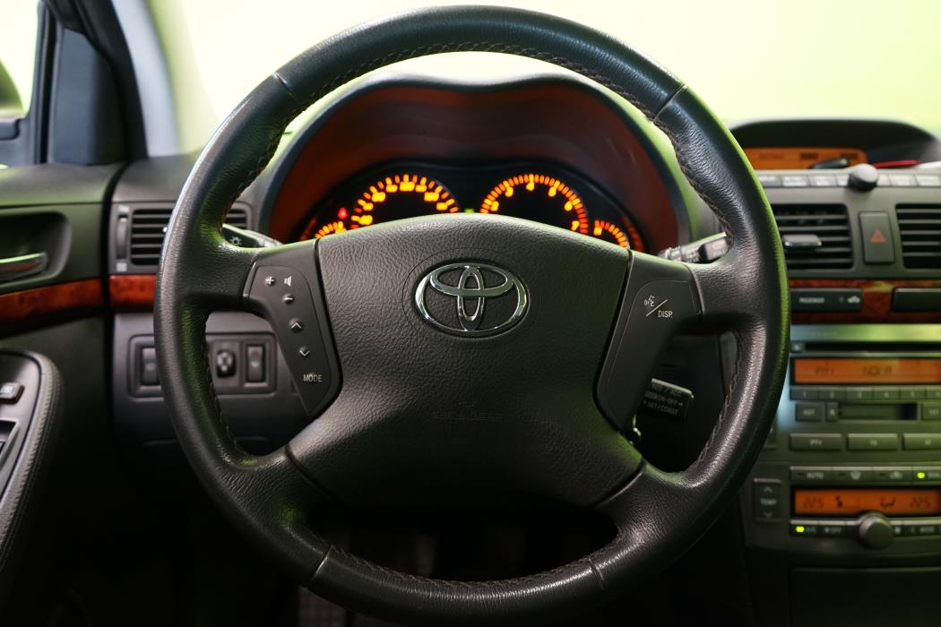 Toyota Avensis 2006