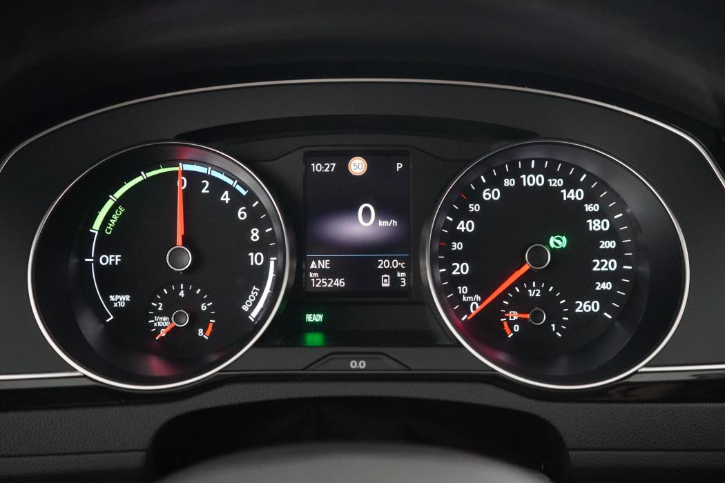 Volkswagen Passat 2019