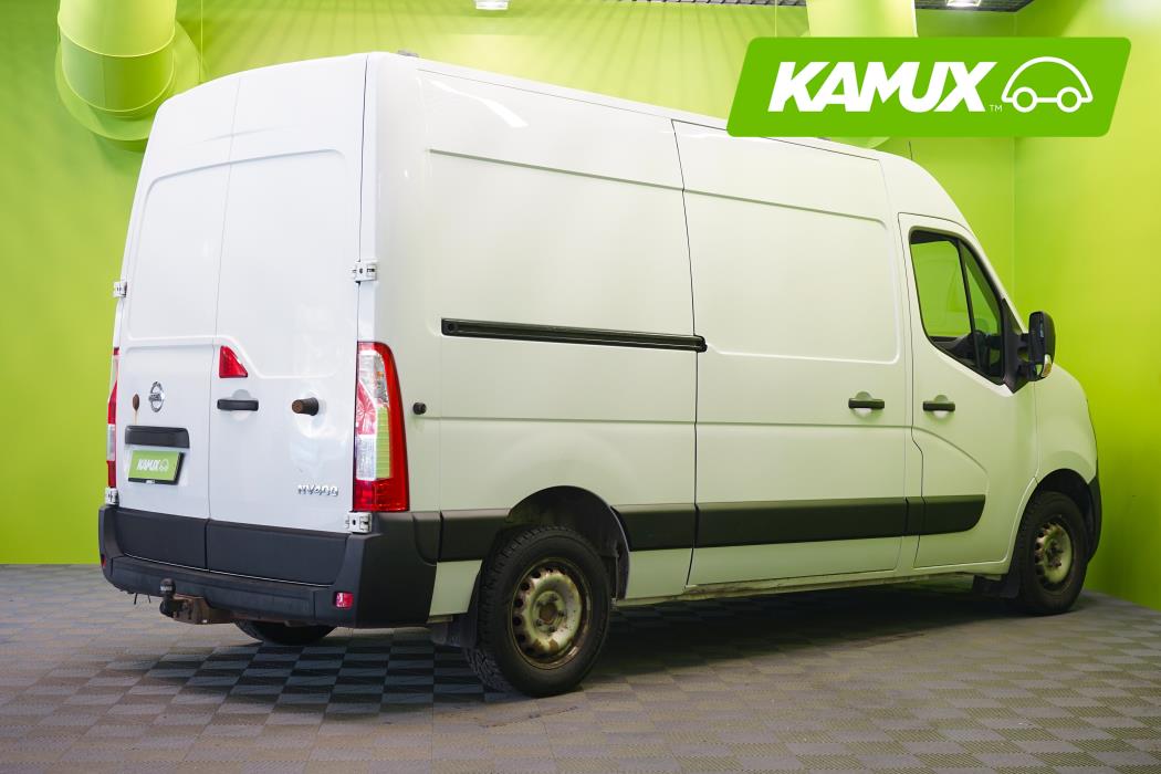 Nissan NV400 2015